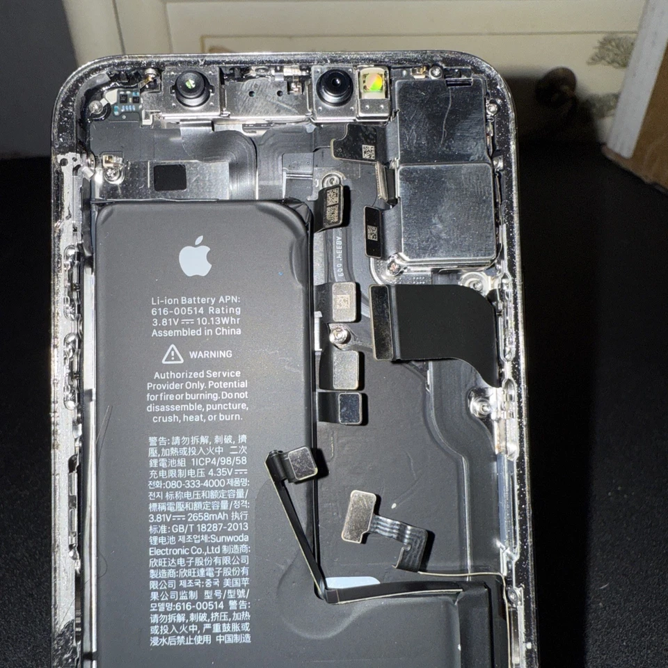 iPhone XS Max preto OEM quadro de carcaça original com peças pequenas grau A - Imagem 3 de 4