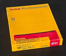 Kodak Vericolor Print Film. 10 sh box 4111 Exp 03/2002