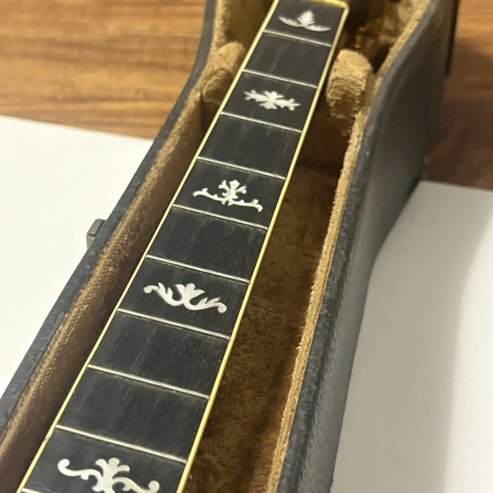 Antique 1920s Ludwig Bellevue Tenor Banjo Brass Hardware W/ Original Case RARE - Image 3 of 4