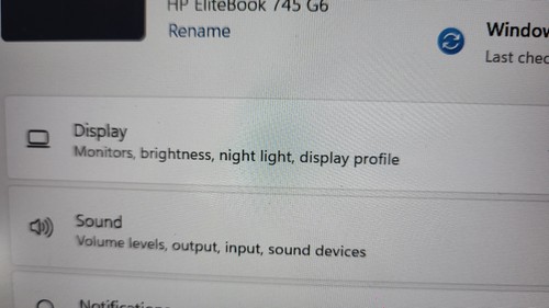 HP EliteBook 745 G6 13.2" laptop - AMD Ryzen 3 PRO 3300U 8gb / 240gbSSD - Picture 6 of 10