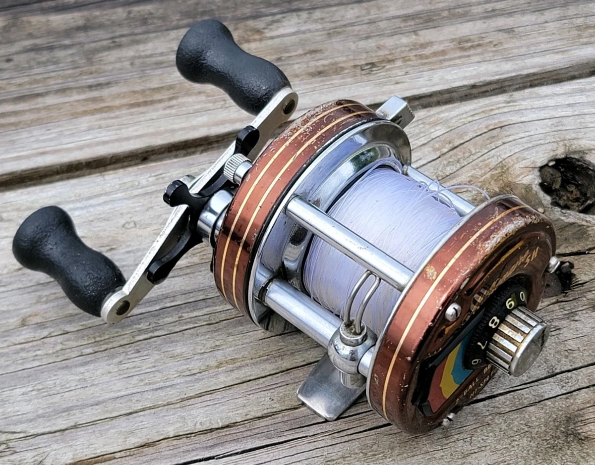 evolution fishing poles Color:Green Hornet Glow The Ross Evolution FS Baitcast Electric Kayak Camping on a