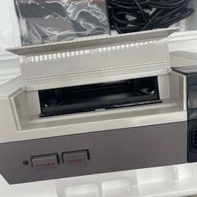 NES Action Set Complete in Box Nintendo system Very Good Condition (Box Damage)