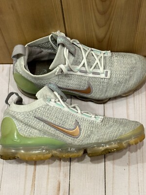 mint green vapormax flyknit