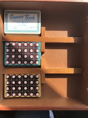 Vintage Bakelite / Catalin Game Set 257 Pcs Inc Die 3 Pak Cards In leather case - Picture 6 of 12