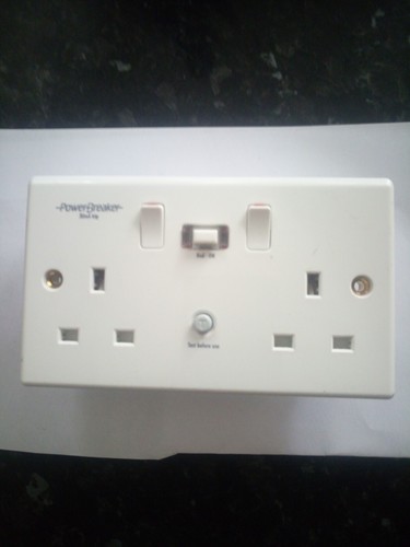 RCD Safety Socket Power Breaker K22-WPA USED