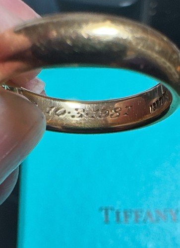 Tiffany Forever 18k Wedding Band by Tiffany & Co-size 7 - Picture 3 of 5