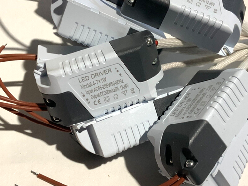10 x Controladores LED 4-7 1W Salida 12~26v Entrada CC 85~265V Panel de Corriente Constante CA - Imagen 3 de 5