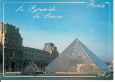 La Pyramide du Louvre Unposted CONTINENTAL 4'' x 6'' Postcard
