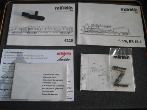 Marklin H0 26750 DRG "75 Years of the Rheingold" Train Set w/manuals&accessories - Picture 7 of 18