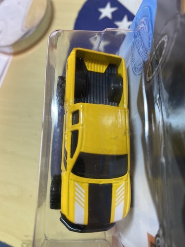 2021 Hot Wheels Yellow Chevy Silverado Off Road HW Hot Trucks 2/10 185/250 - Picture 5 of 7