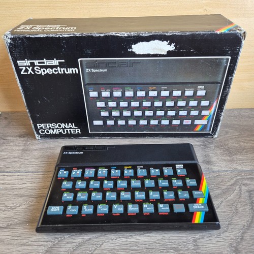 Sinclair ZX Spectrum Personal Computer Vintage Boxato RICAMBI RIPARAZIONE NON FUNZIONANTE