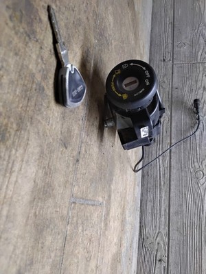 2012 CAN-AM SPYDER RT-S SM5 FRONT ELECTRICAL IGNITION SWITCH WITH KEY IH-715