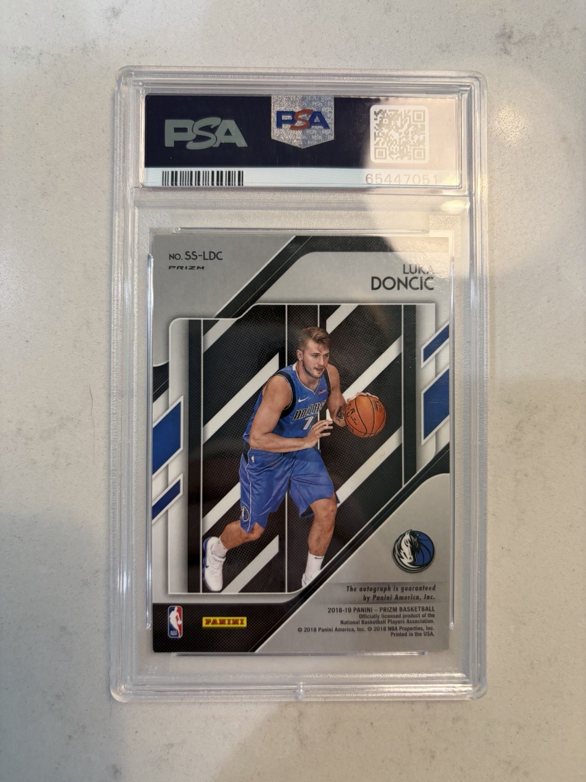 2018 PANINI PRIZM SENSATIONAL SIGNATURES CHOICE PRIZM LUKA DONCIC PSA 9 AUTO 10 view 5