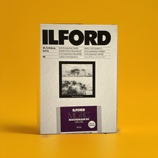 Ilford 5 x 7 Pearl Multigrade RC Deluxe Black  White Paper, 25 Sheets