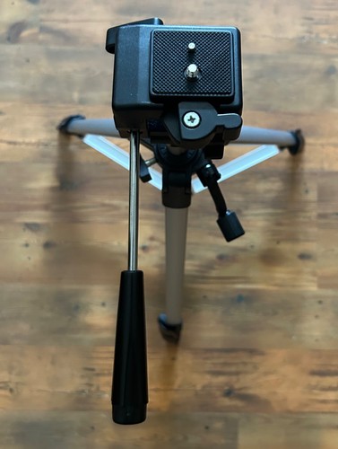 TRIPODS (2) - MX-1000 - 1 UNBRANDED - 57” - HANDLE - HOOK - LEVEL - Picture 7 of 10