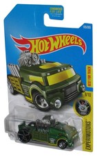 Hot Wheels Experimotors 8/10 2015 Green Crate Racer Toy Car 195/365
