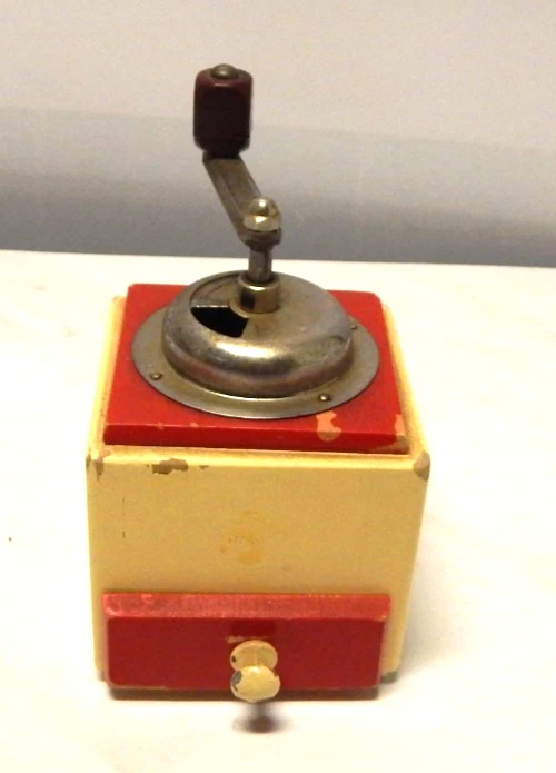 VTG KYM Germany Pepper/Spice Grinder Mill