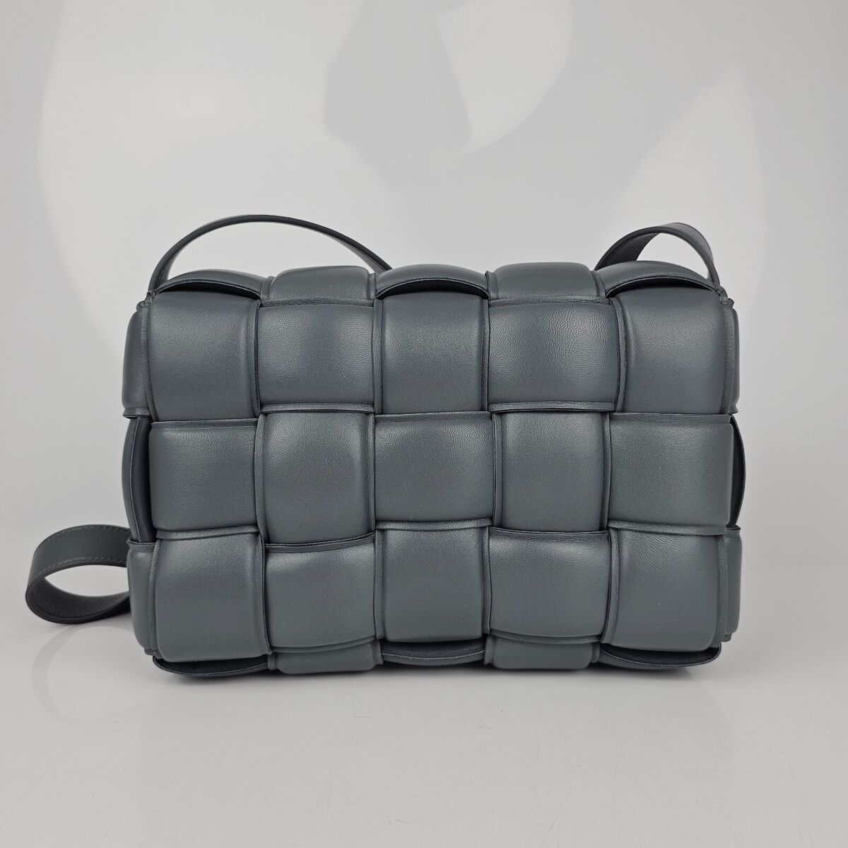 Bottega Veneta Padded Cassette Classic $4900 Thunder Leather Bottega Veneta Padded Cassette Classic $4900 Thunder Leather