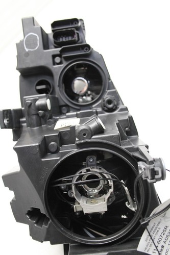 Phare avant droit passager OEM VOLKSWAGEN PASSAT 2016-2018-2019 - Photo 11/11