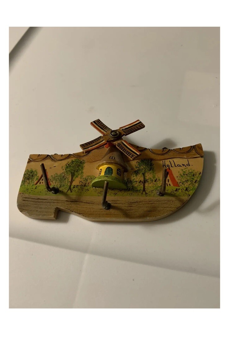 Vtg Holland Wood Clog Plaque Wall Hanging Windmill Key Hooks 6”