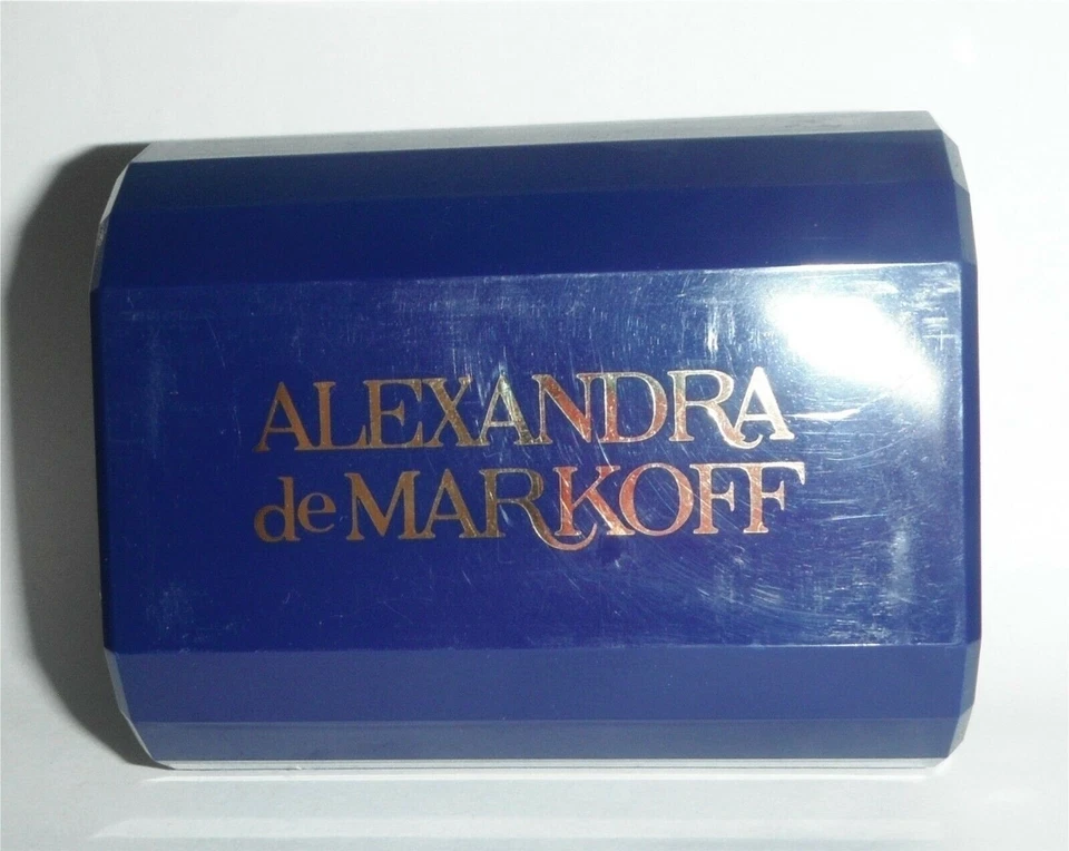 Barra de jabón de limpieza facial de lujo Alexandra de Markoff 4 oz en estuche Foto 2 de 2
