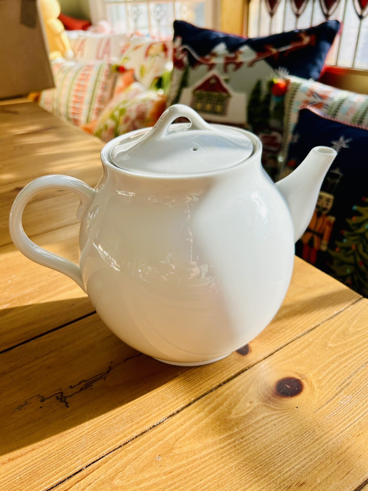 Beautiful Pottery Barn PB White Teapot Classic Porcelain eBay
