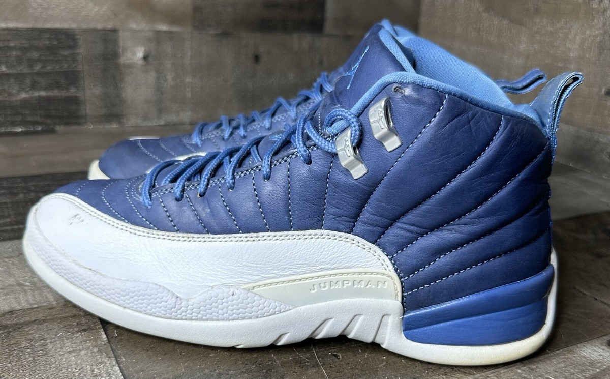 Nike Jordan 12 Retro Indigo 2020 Navy and White Athletic Shoes Nike Air Jordan 12 Indigo Size 10.5 OG 103690–404 XII White  main image 4