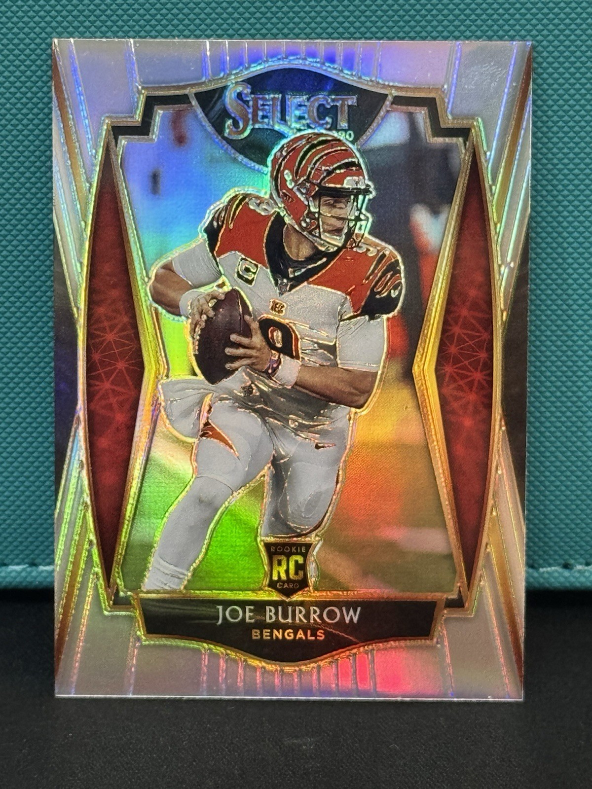 2020 Panini Select - Premier Level Joe Burrow #146 Silver Prizm (RC)