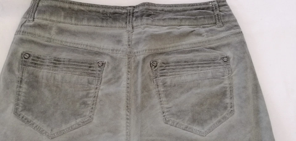 grau grüne Hose Caprihose Multiblu Jeans Gr. 38, neuwertig ,  - Bild 4 von 4