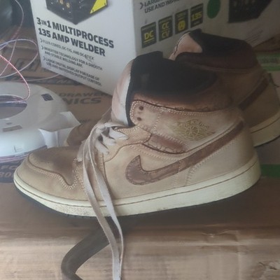 Jordan Air Jordan 1 Men s High Top Lace-Up Suede Sneakers Beige/Brown