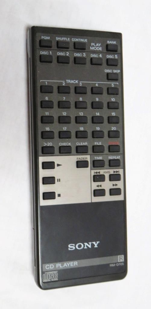 Sony CDP-C700 CD Player 5 Compact Disc Changer w/ OEM Remote Fully Functional