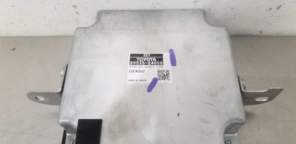 15 MÓDULO DE CONTROL DE TRANSMISIÓN DEPORTIVA LEXUS RC F 8953524050 Foto 3 de 4