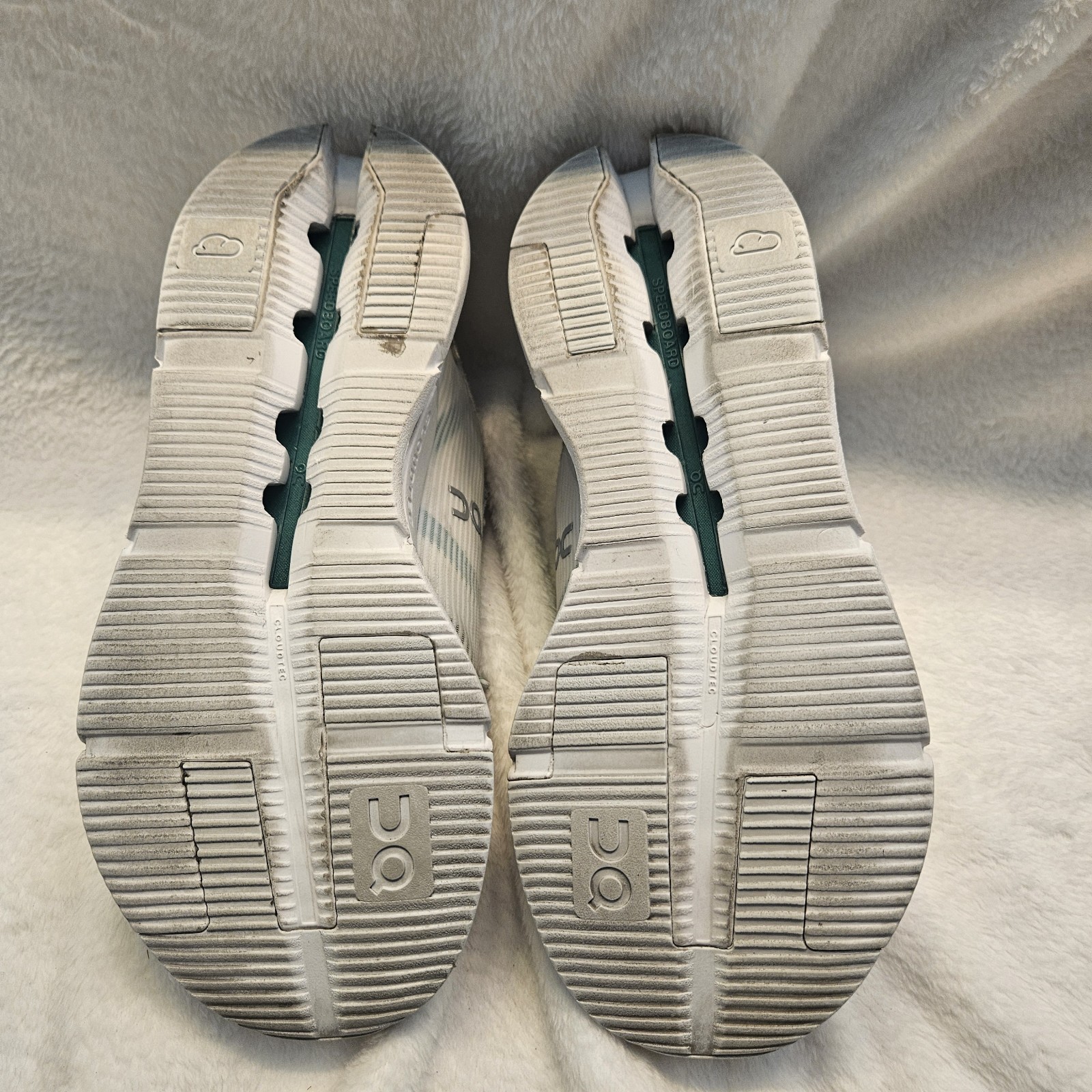 On Cloud Running Cloudnova Void Undyed White Gree… - image 8