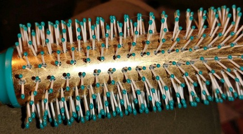 Goody Gelous Grip Round Brush Turquoise Ball Tip Gold Metal Hollow Barrel Used - Picture 4 of 5