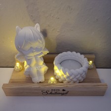 1 Schutzengel 1 Teelichthalter  1Holztablett mit Licht