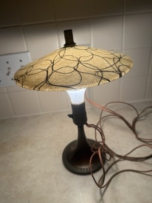 Atomic Table Lamp UFO Saucer Shade  WORKS
