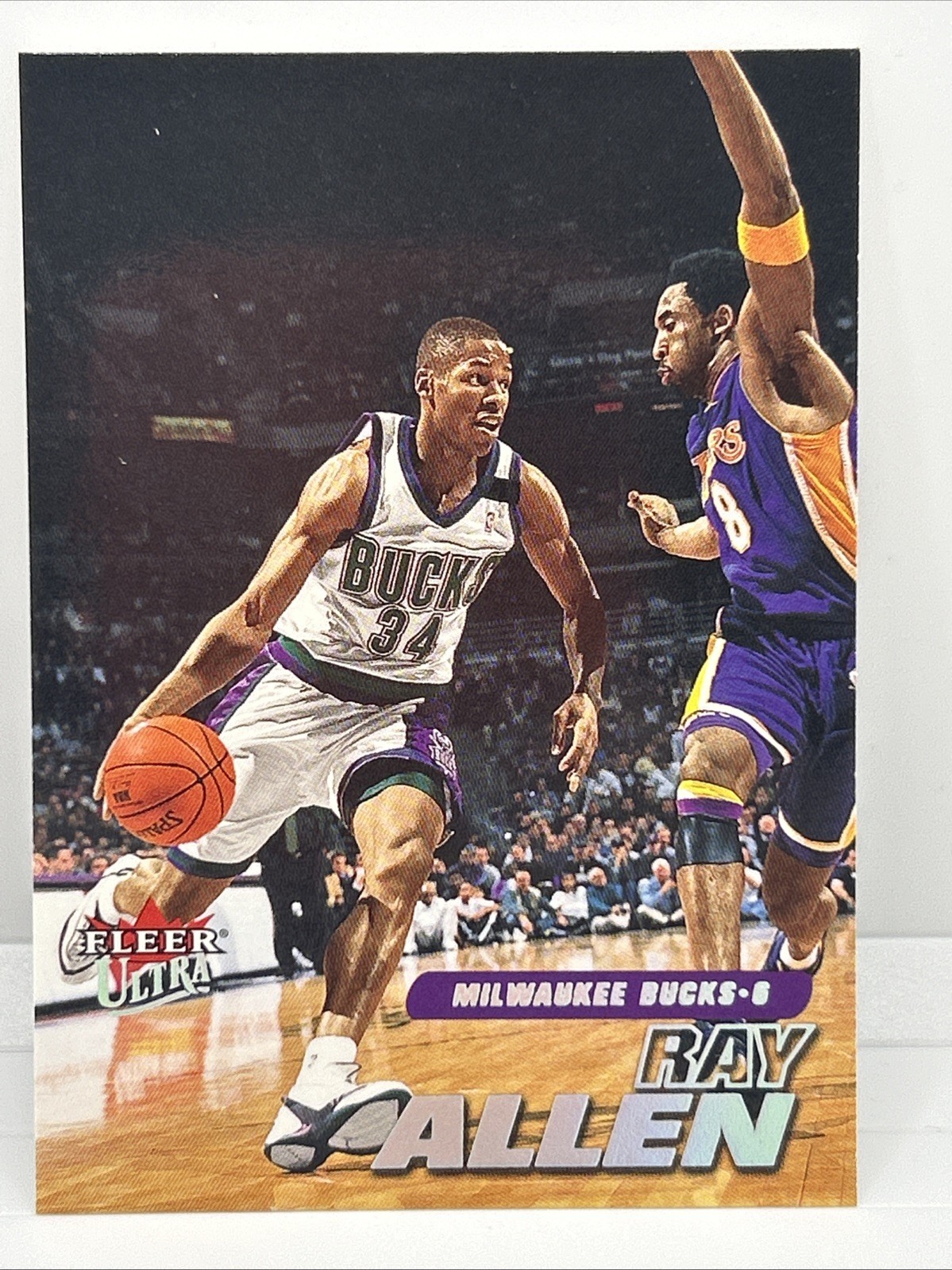 2000-01 Fleer Ultra Ray Allen Milwaukee Bucks vs Kobe Bryant #162