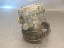 Pompe direction assistée Nissan NP300