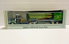 Ertl John Deere 1948 Peterbilt Die Cast Tractor Trailer 1/43 Scale NOS 1996