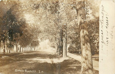 #ad c1908 Sioux Rapids Iowa Street View RPPC Postcard 26 1001 $19.99