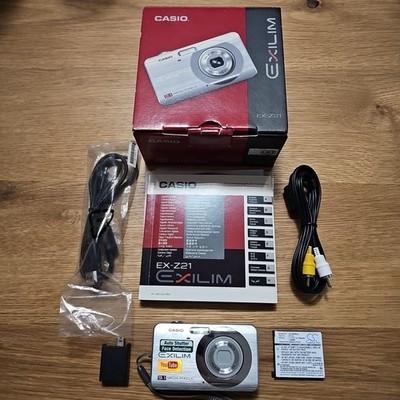 Digitalkamera Casio Exilim EX-Z21 Silber Leichter Pixelfehler Getestet Kamera