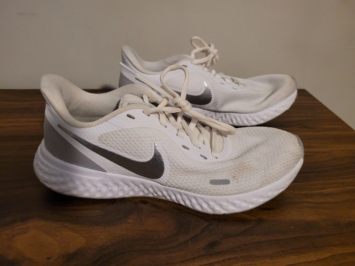 nike women's revolution 5 running shoes white