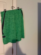 TEK GEAR XL HUSKY SHORTS GREEN BOYS preowned great condition