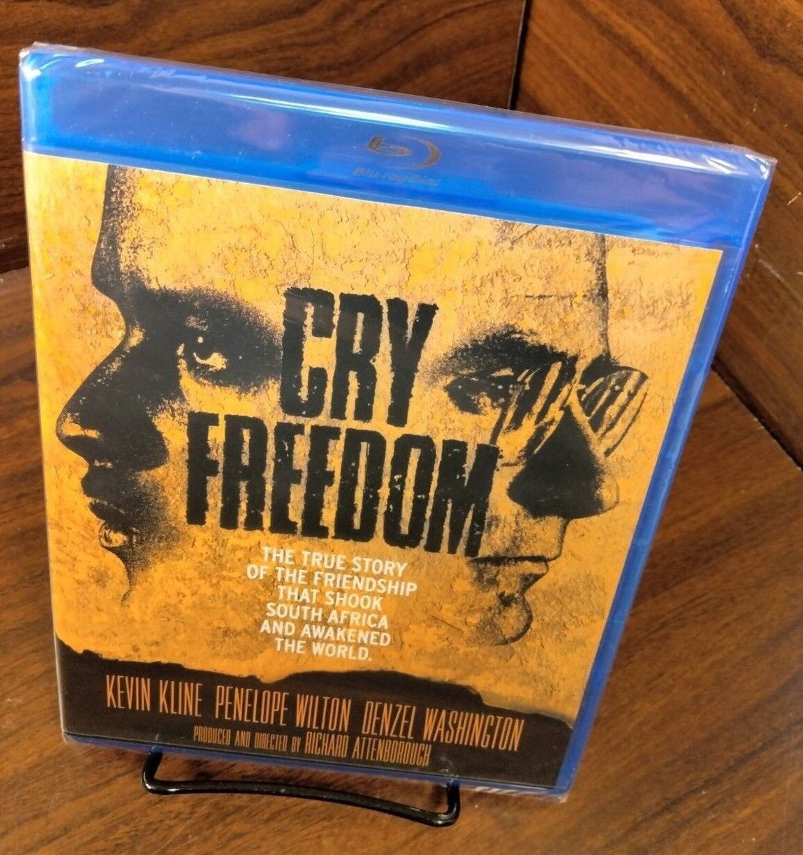 その他 Cry Freedom [Blu-ray] Amazon.com: Cry Freedom [Blu-ray] : Kevin Kline, Denzel Washington