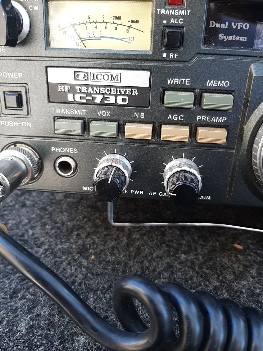 アイコム、IC7700専用電源ユニット(ジャンク) 生産終了・完売】IC-7700 （IC7700） HFオールバンド＋50MHz