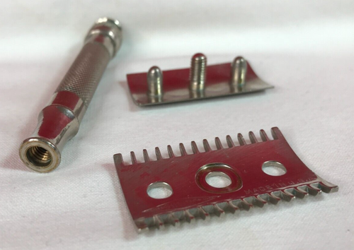 VINTAGE GILLETTE 3 PIECE SAFETY RAZOR SERIAL No. G821555 MADE IN USA - Picture 12 of 16