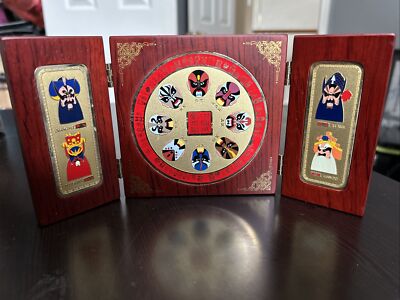 FACIAL MAKE-UP OF CHINESE PEKING OPERA NEW WITH BOX