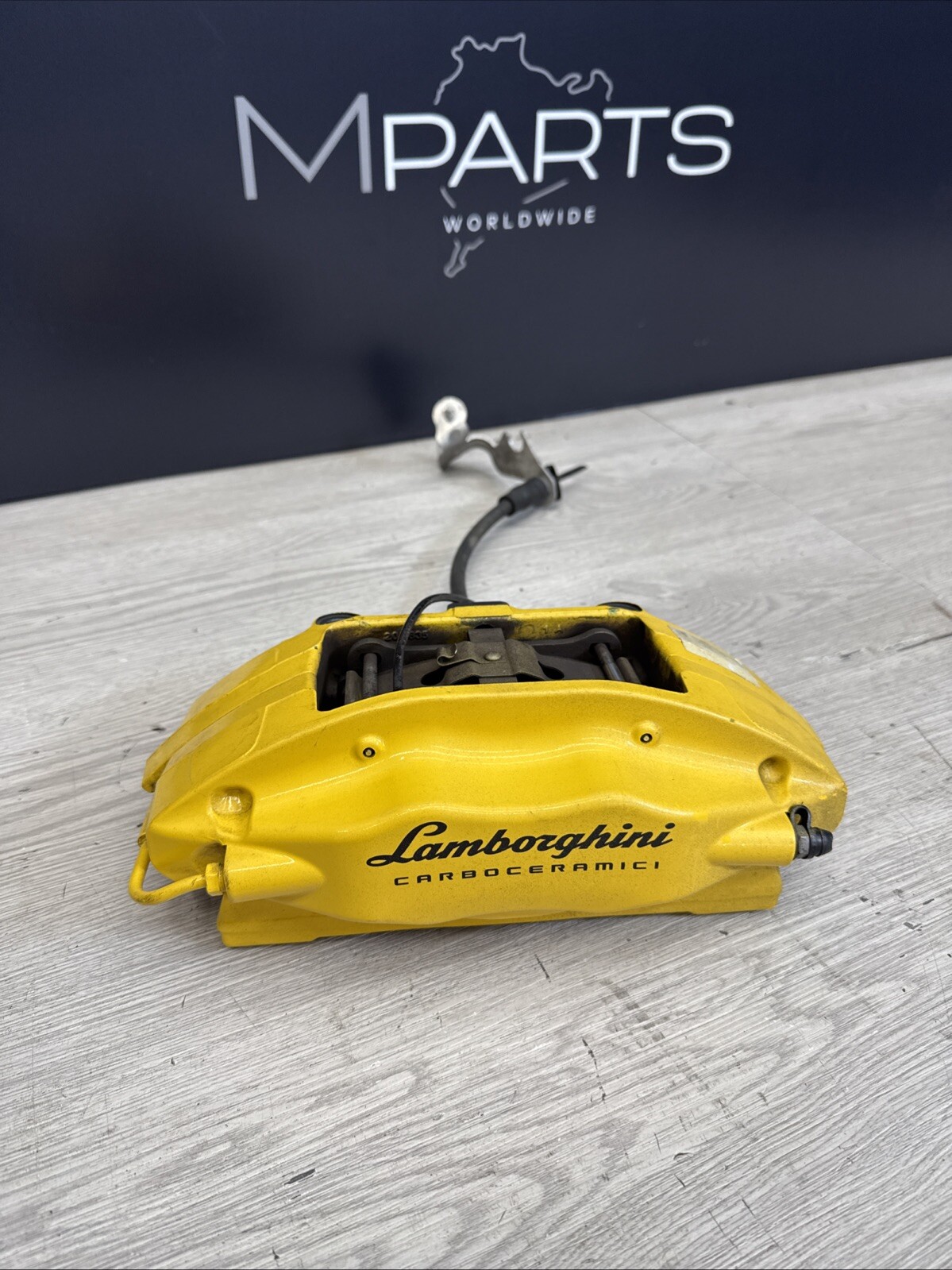 Lamborghini Huracan, LP580, LH, Rear Brake Caliper Yellow P/N 4T0615405AH