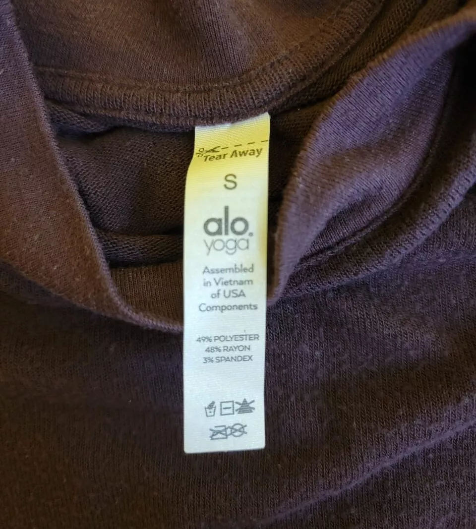 alo-yoga pullover long sleeve sweatshirt