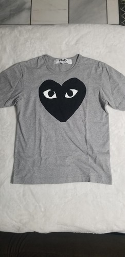 T-shirt grafica logo Comme des Gracons Play nuova - Foto 1 di 5